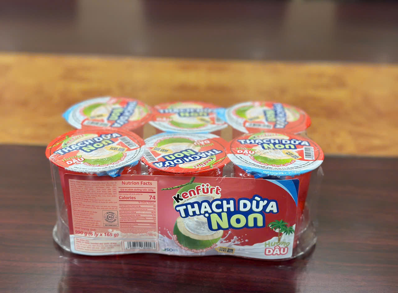 Thạch dừa non vị dâu Kenfurt 165g/cốc, 6 cốc/vỉ